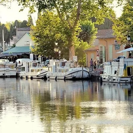 Loccitan Lejlighed Capestang