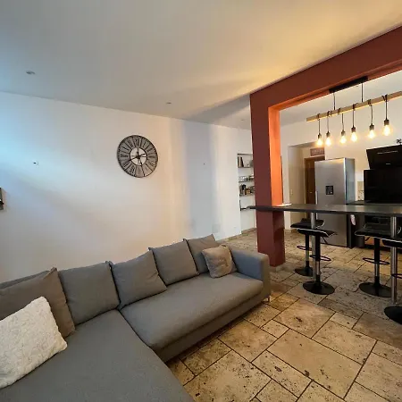 Loccitan Lejlighed Capestang