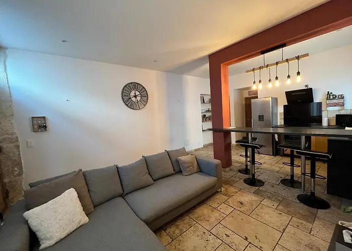 Loccitan 아파트 카페스탕