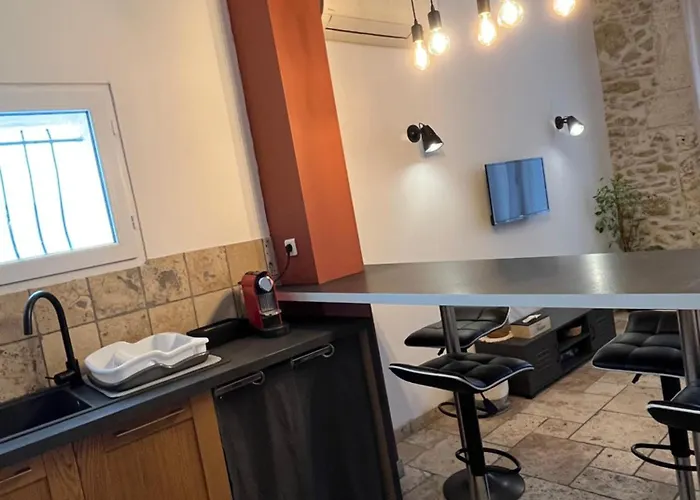 아파트 Loccitan *